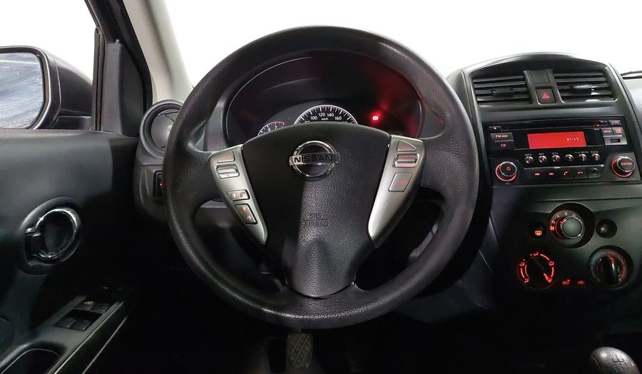 Nissan Versa 1.6 SENSE Sedan 2017