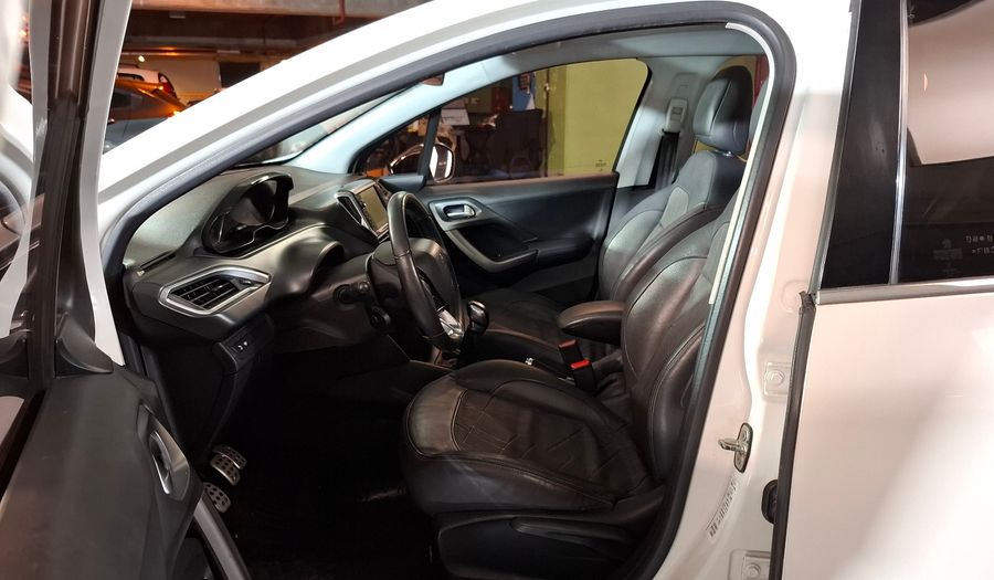 Peugeot 208 1.6 FELINE PACK CUIR Hatchback 2014
