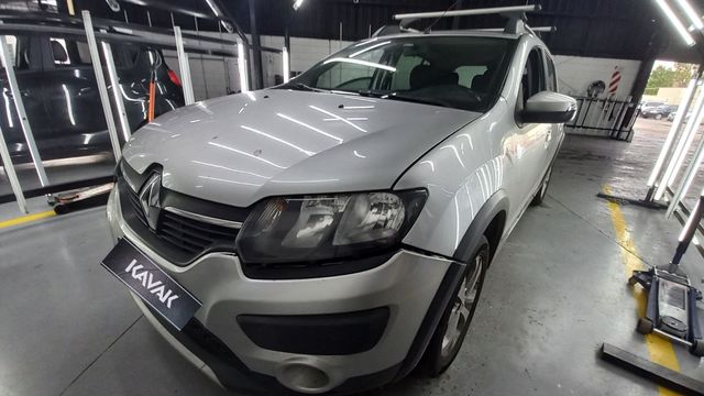 Renault • Sandero Stepway