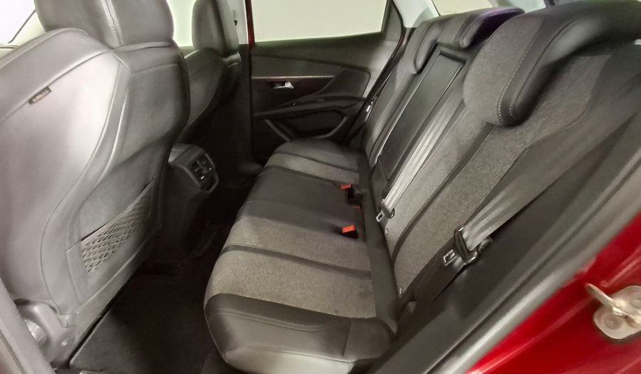 Peugeot 3008 1.6 BLUEHDI 120 AUTO ALLURE Suv 2018