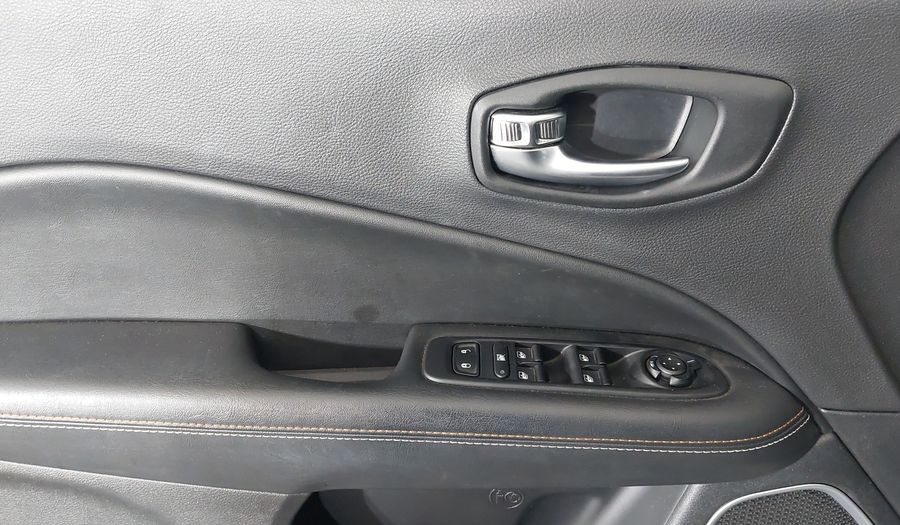 Jeep Compass LONGITUDE Suv 2020