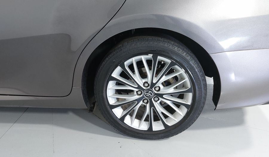 Toyota Camry 2.5 XLE AUTO Sedan 2018