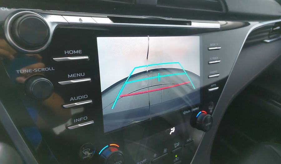 Toyota Camry 2.5 XLE AUTO Sedan 2018