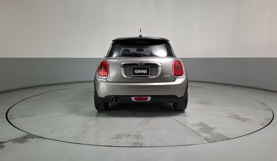 Mini Cooper 1.5 COOPER CHILI AT Hatchback 2017