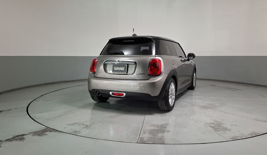 Mini Cooper 1.5 COOPER CHILI AT Hatchback 2017