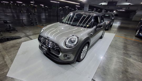 Mini • Cooper
