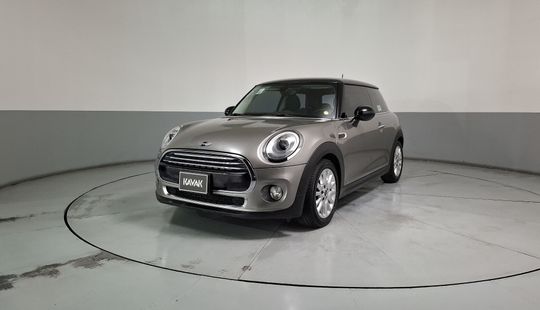 Mini • Cooper