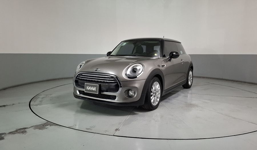 Mini Cooper 1.5 COOPER CHILI AT Hatchback 2017