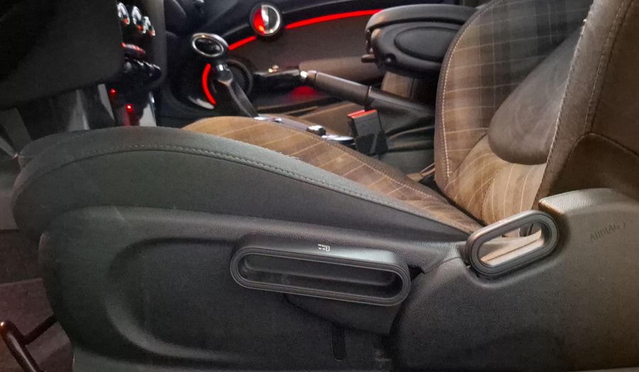 Mini Cooper 1.5 COOPER CHILI AT Hatchback 2017