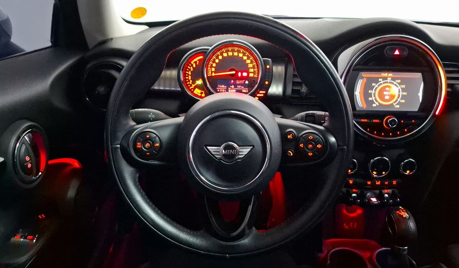 Mini Cooper 1.5 COOPER CHILI AT Hatchback 2017