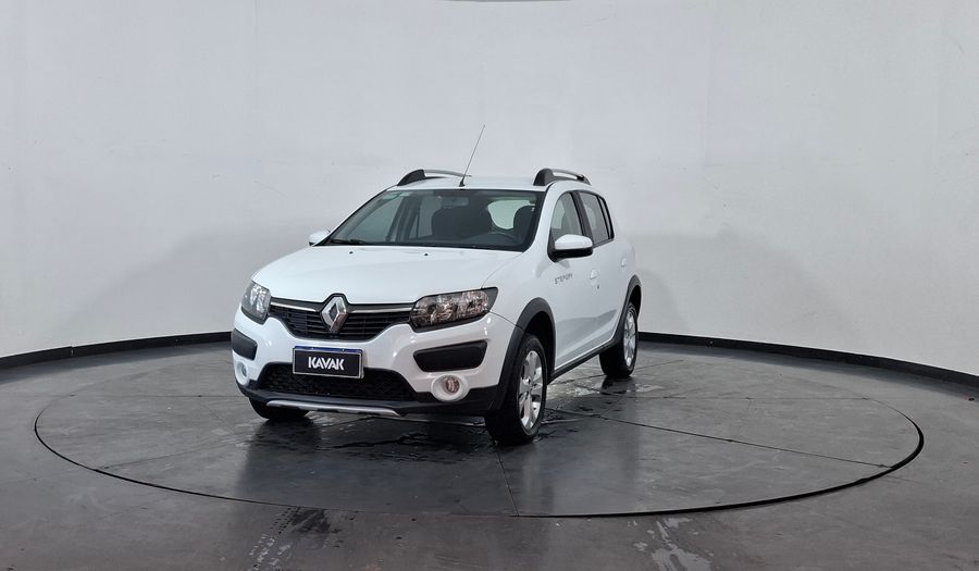 Renault Sandero Stepway 1.6 STEPWAY DYNAMIQUE Hatchback 2017
