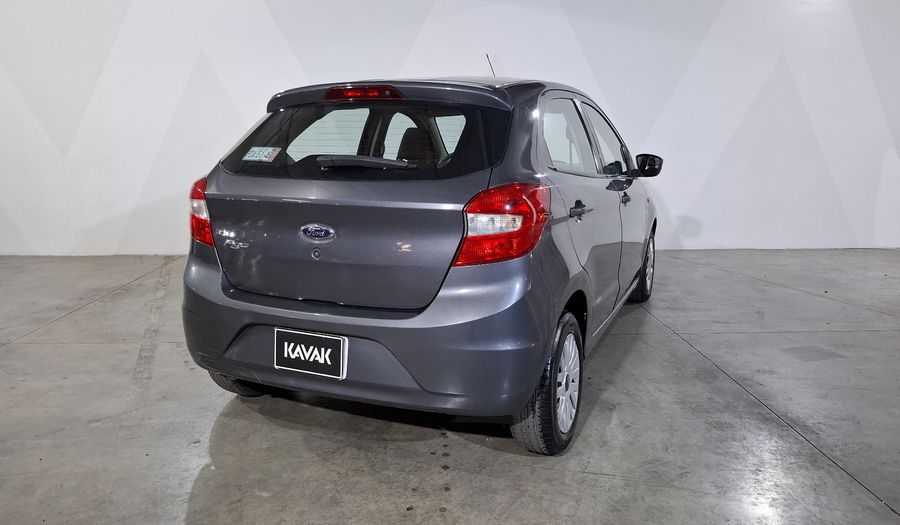 Ford Figo 1.5 FIGO IMPULSE A/A MT Hatchback 2017
