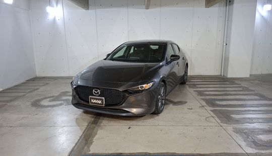Mazda • Mazda 3