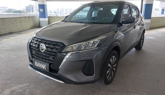 Nissan • Kicks