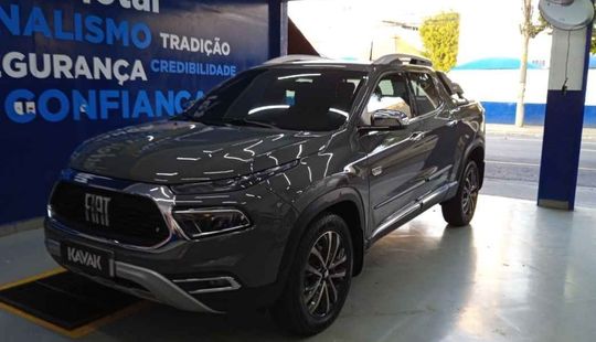 Fiat • Toro