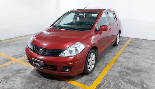 Nissan • Tiida