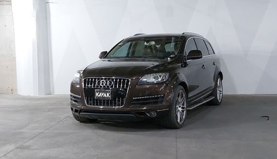 Audi • Q7