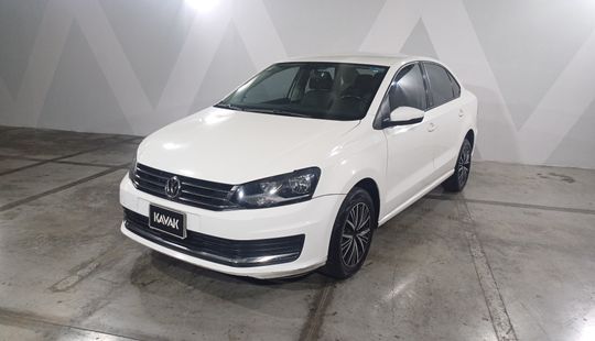 Volkswagen • Vento