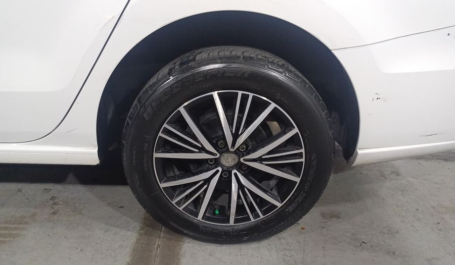 Volkswagen Vento 1.6 ALLSTAR STD. Sedan 2017