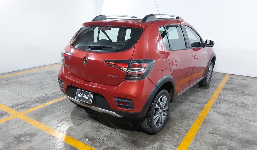 Renault Stepway 1.6 INTENS MT Hatchback 2022