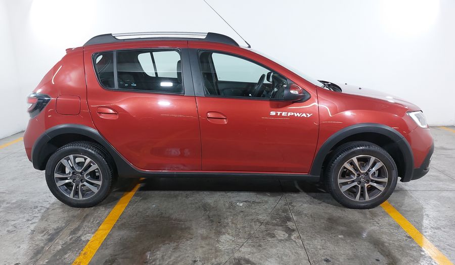 Renault Stepway 1.6 INTENS MT Hatchback 2022