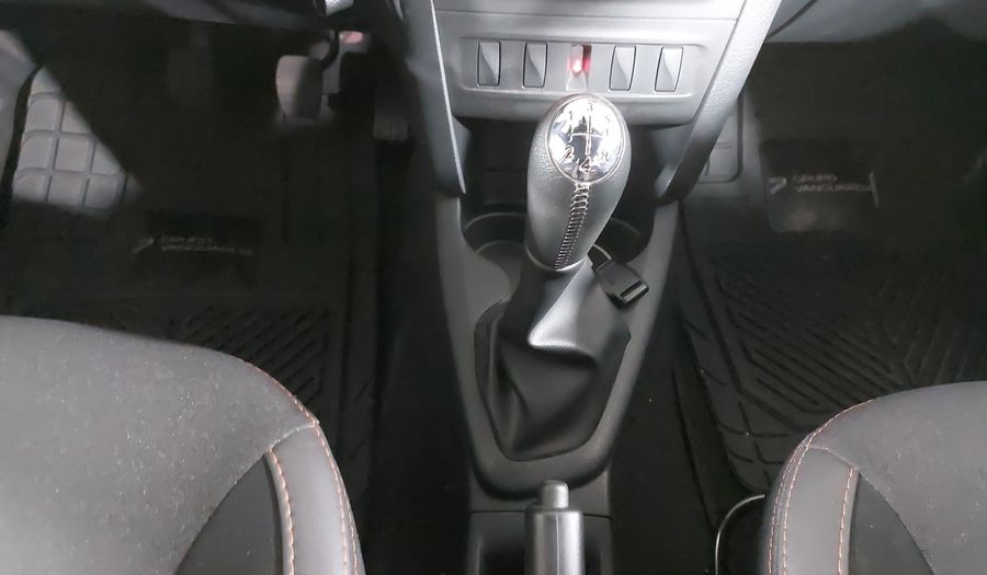 Renault Stepway 1.6 INTENS MT Hatchback 2022