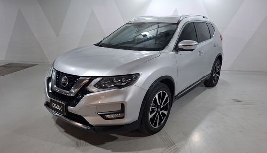 Nissan • X-Trail