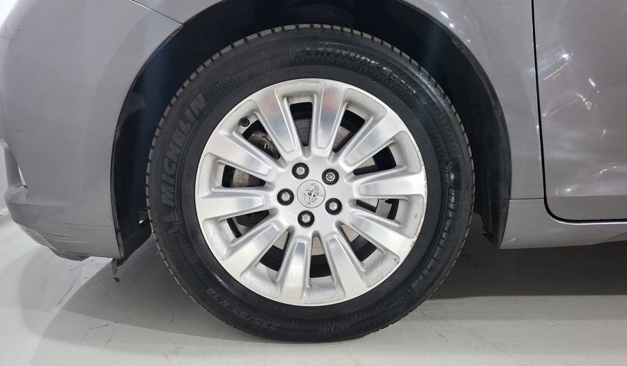 Toyota Sienna 3.5 LIMITED AT Minivan 2015