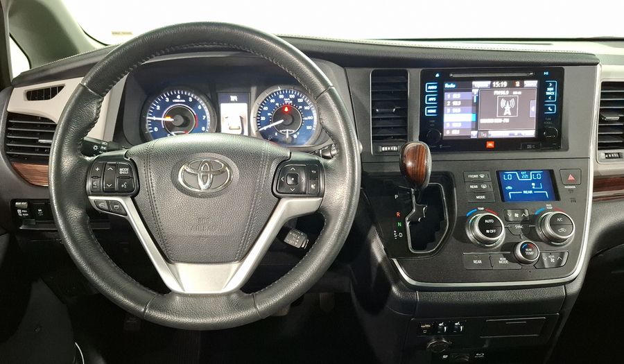 Toyota Sienna 3.5 LIMITED AT Minivan 2015