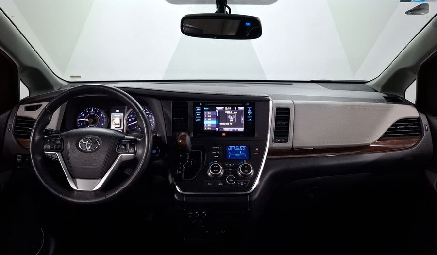 Toyota Sienna 3.5 LIMITED AT Minivan 2015