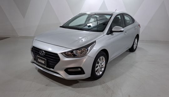 Hyundai • Accent