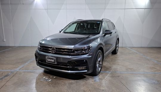Volkswagen • Tiguan