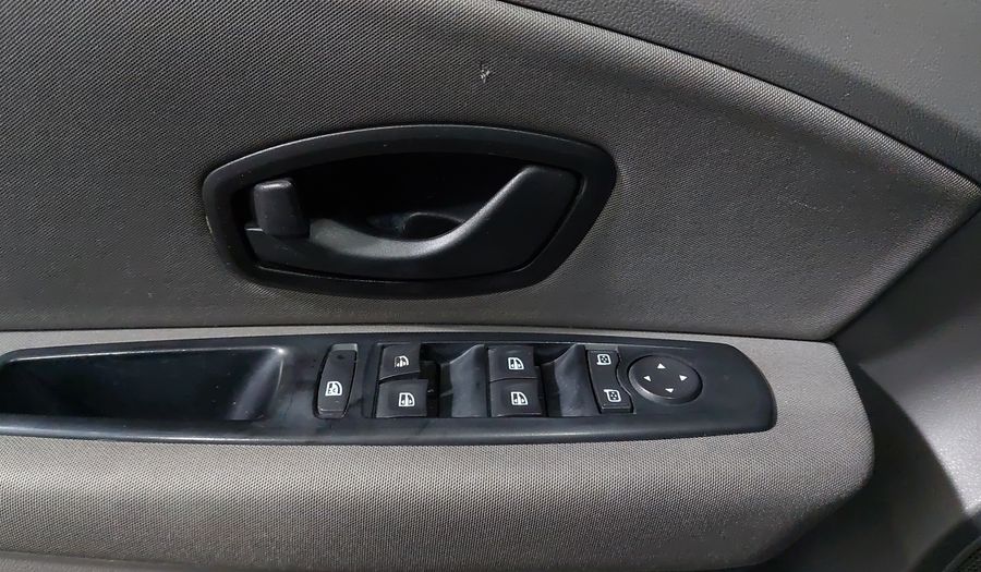 Renault Fluence 2.0 AUTHENTIQUE MT Sedan 2011