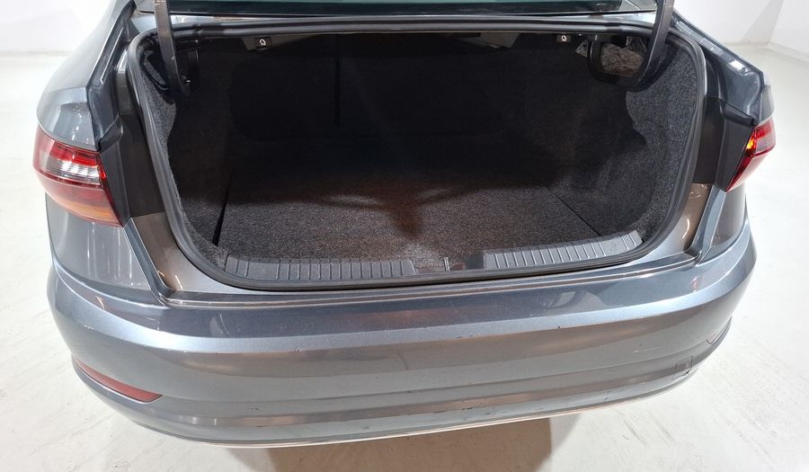 Volkswagen Jetta 1.4 TRENDLINE AUTO Sedan 2019