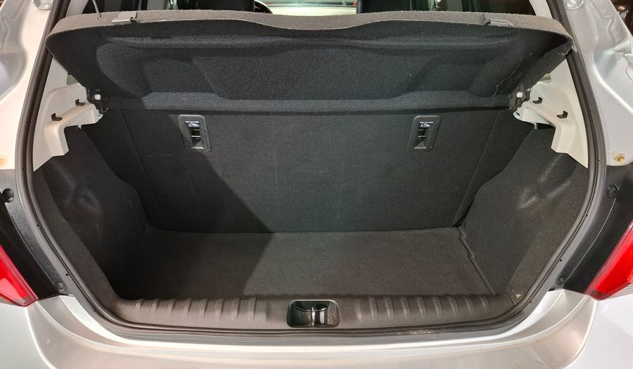 Chevrolet Onix 1.4 LTZ AT Hatchback 2018