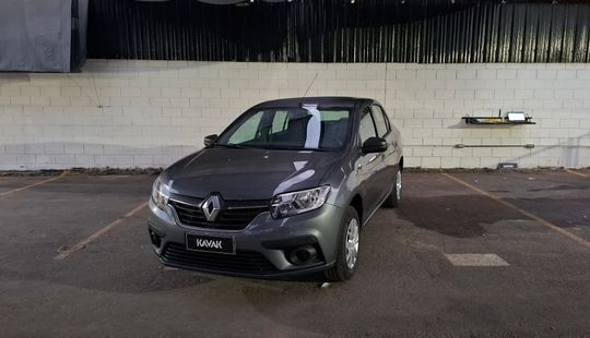 Renault • Logan
