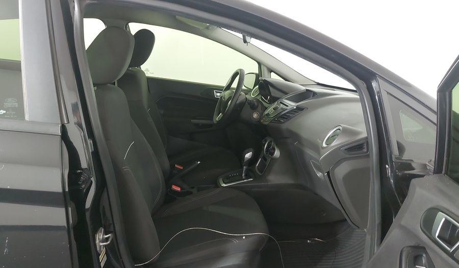 Ford Fiesta SE HATCH Hatchback 2016