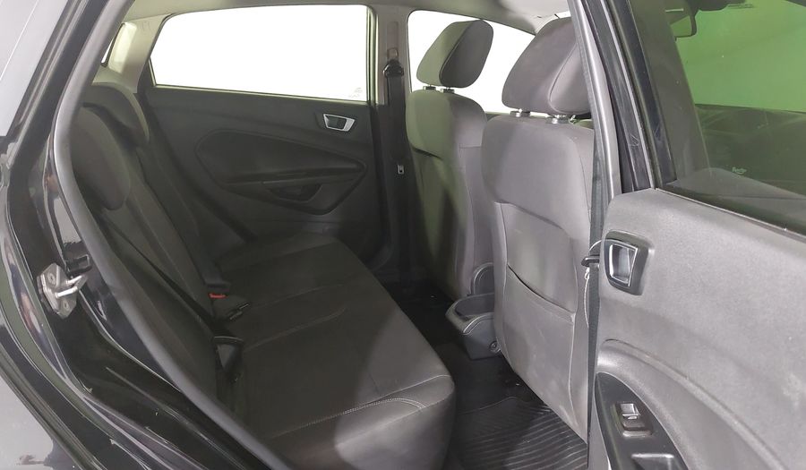 Ford Fiesta SE HATCH Hatchback 2016