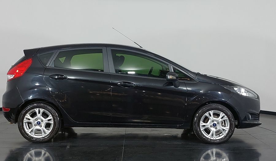 Ford Fiesta SE HATCH Hatchback 2016