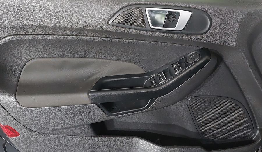 Ford Fiesta SE HATCH Hatchback 2016