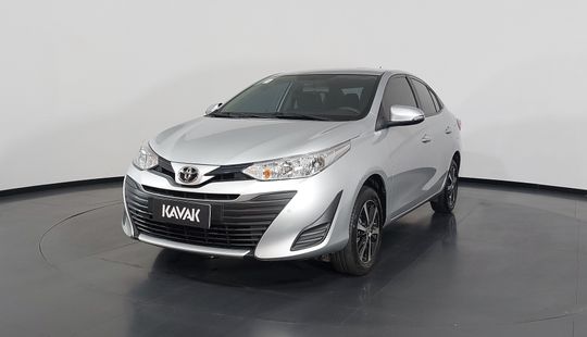 Toyota • Yaris