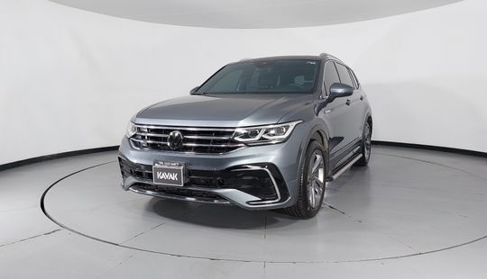 Volkswagen • Tiguan