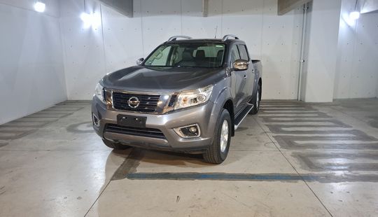 Nissan • NP300