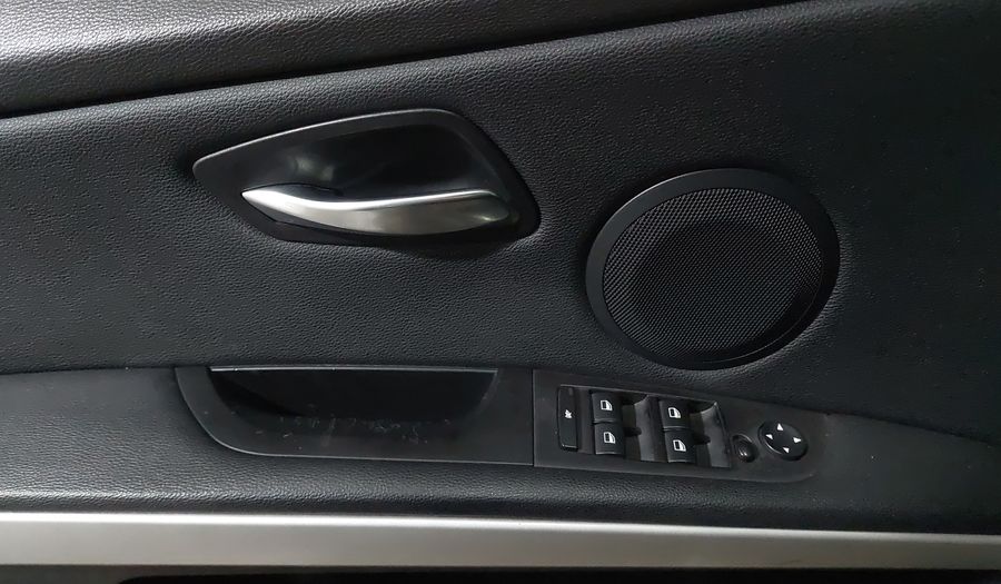 Bmw Serie 3 2.5 325IA NAVI AT Sedan 2011
