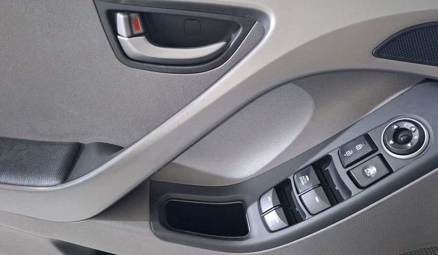 Hyundai Elantra 1.8 GLS AT Sedan 2016
