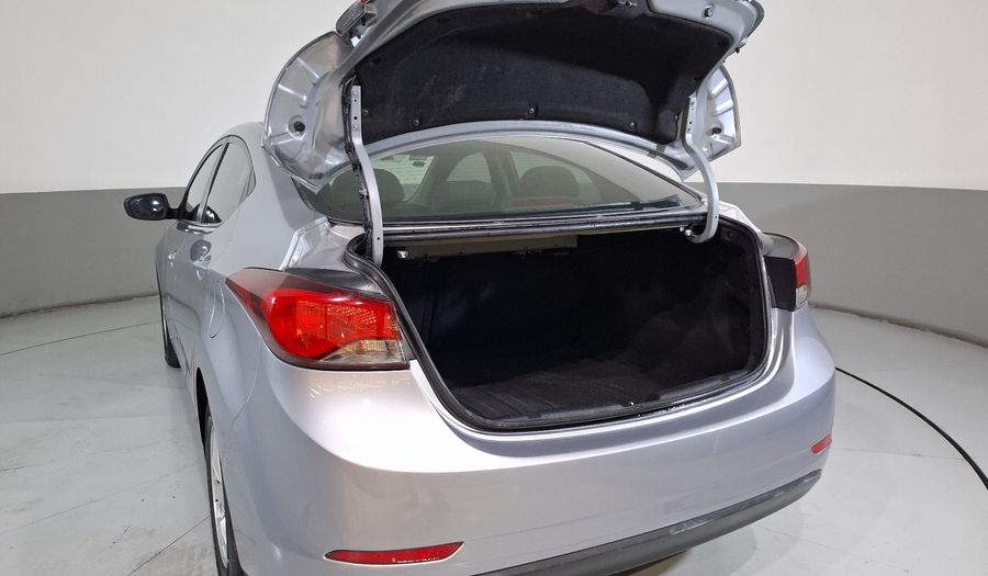 Hyundai Elantra 1.8 GLS AT Sedan 2016