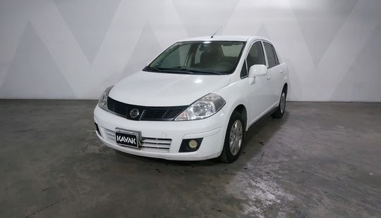 Nissan • Tiida