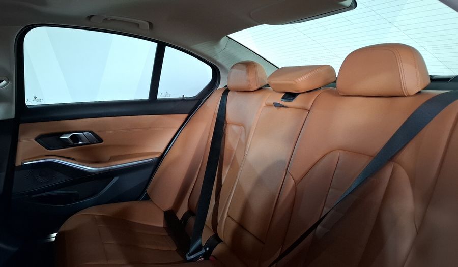 Bmw Serie 3 2.0 330I AUTO Sedan 2021