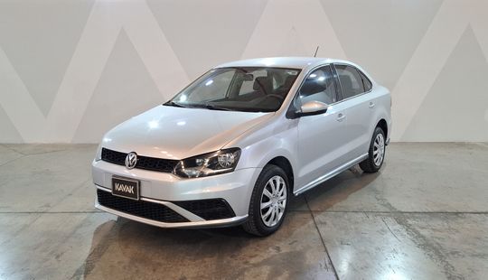 Volkswagen • Vento