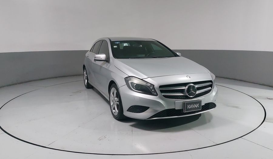 Mercedes Benz Clase A 1.6 200 Hatchback 2016